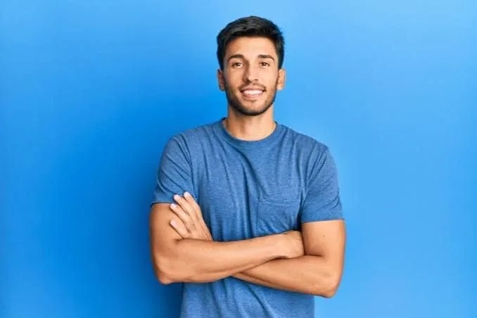 ayush gruh sales person